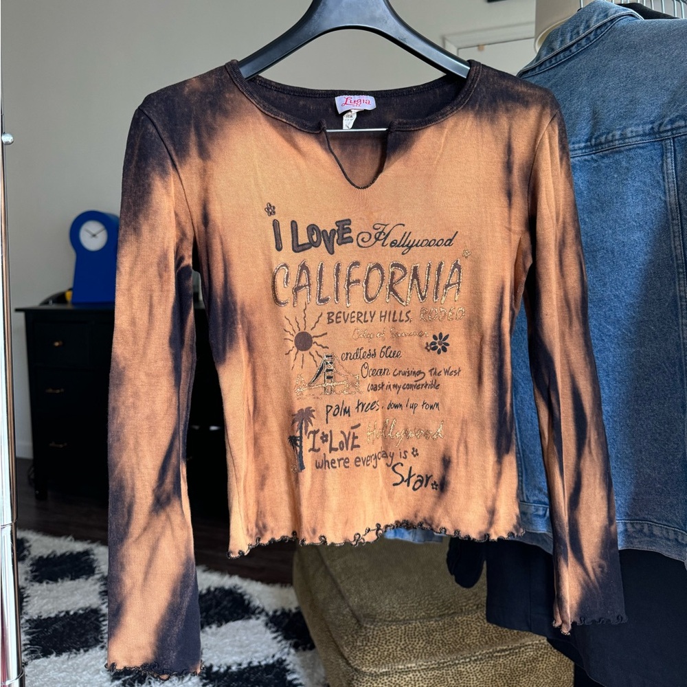 California Graphic Tie-Dye Long Sleeve Top